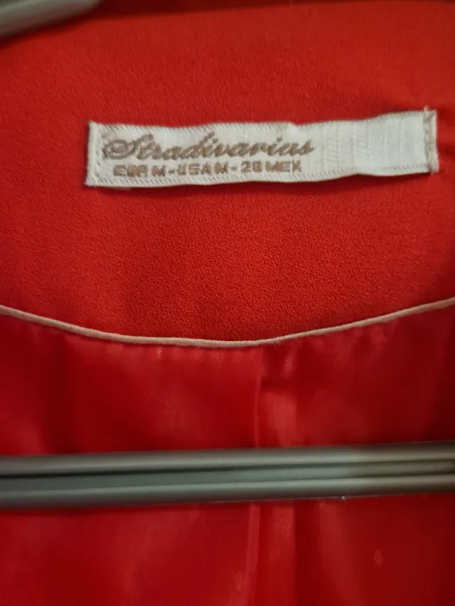 Blazer Rojo Stradivarius Talla M
