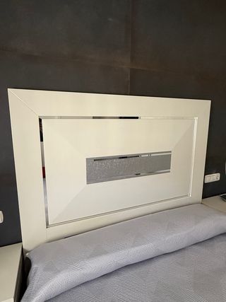 Dormitorio completo cabezal y mesitas