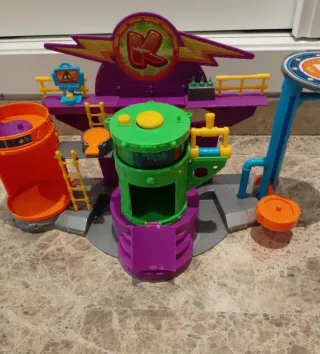 Superzings Laboratorio Kazoom