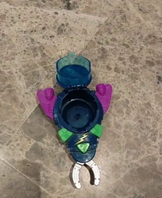 Superzings Laboratorio Kazoom