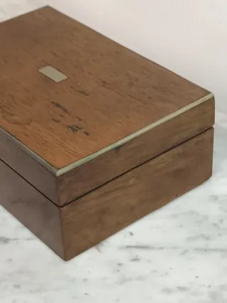 Caja antigua inglesa