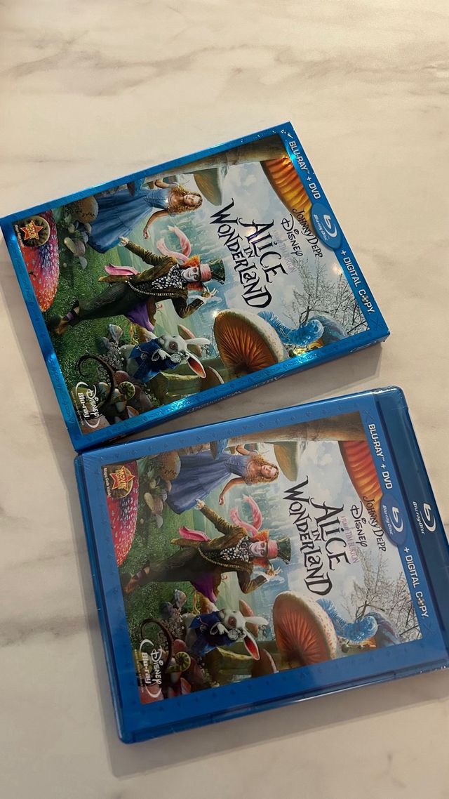 Blu-ray Alicia en el País de las Maravillas+cuadro
