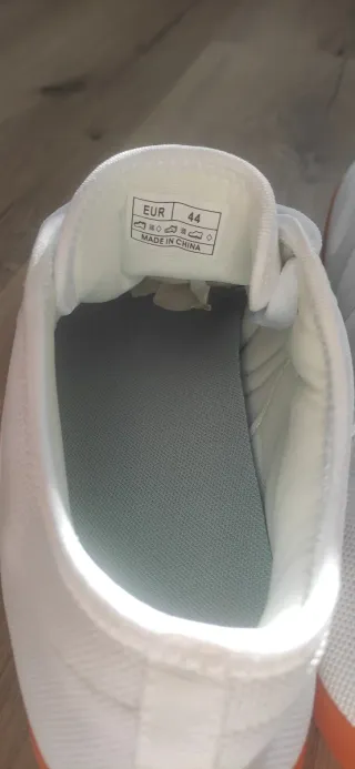 Zapatillas barefoot blancas talla 44