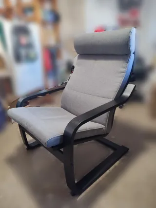 Sillón Poäng Negro + Cojín Gris