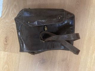Bolso marrón piel serpiente