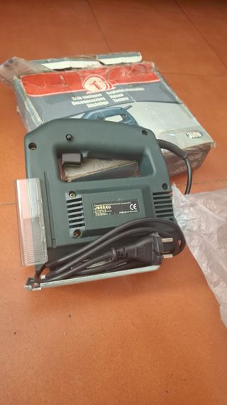 Herramienta Sierra de calar JSS6XC 350W