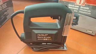 Herramienta Sierra de calar JSS6XC 350W