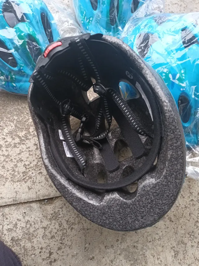 4 Cascos Bici Niño Talla M Nuevos