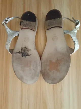 Sandalias Michael Kors Doradas y Marrones