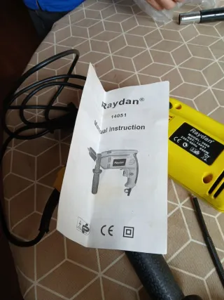 Taladro percutor Raydan