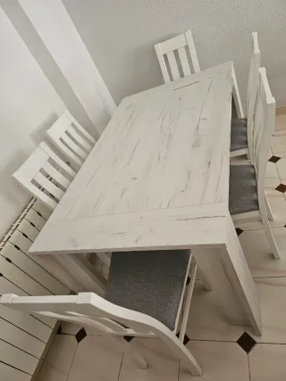 Mesa comedor blanca con 6 sillas
