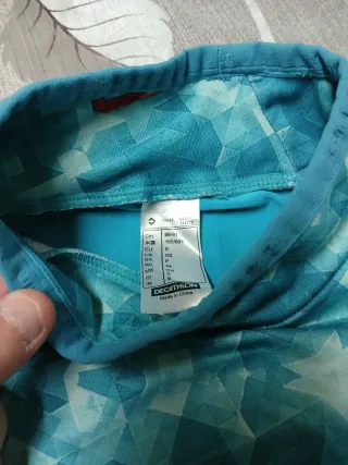 Térmica Quechua chica azul/rojo