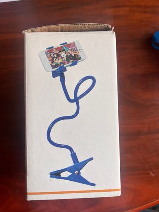 Soporte móvil con pinza