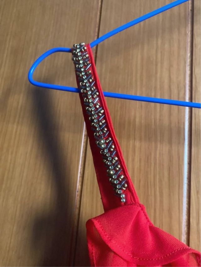 Vestido corto tirantes Zara