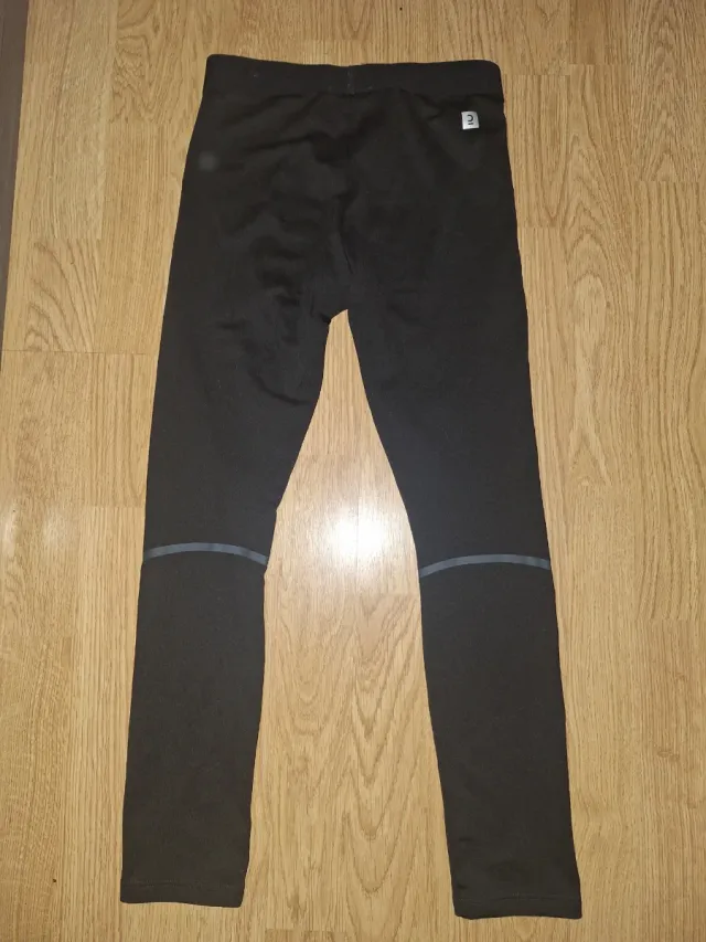Pantalones térmicos negros talla algo mas asta 8