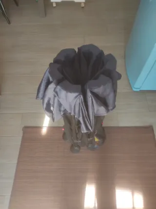 Parque infantil plegable marca lionelo.