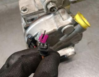 Audi 5523217 compresor aire 8k0260805h a4 b8 avant