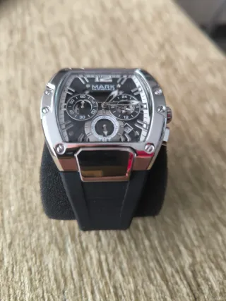 Reloj MARK FAIRWHALE Negro y Plateado