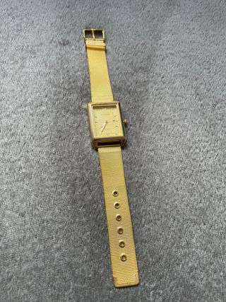 Reloj Dijanes Dorado