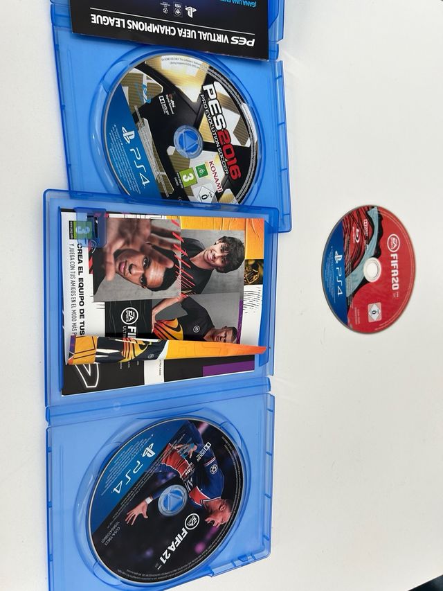 Lote 3 Juegos PS4: FIFA 20, PES 2016, FIFA 21