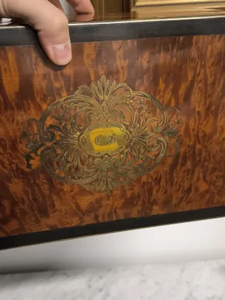 Antigua caja francesa Napoleón III