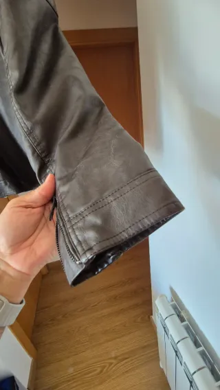 Chaqueta polipiel marrón oscura Talla XL