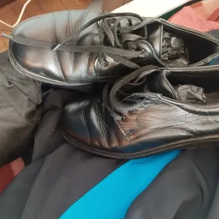 Zapatos negros de cordones