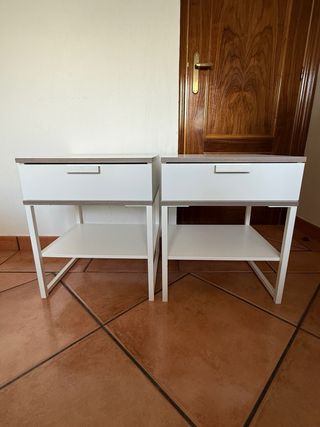 Comodini IKEA Bianchi e in Legno