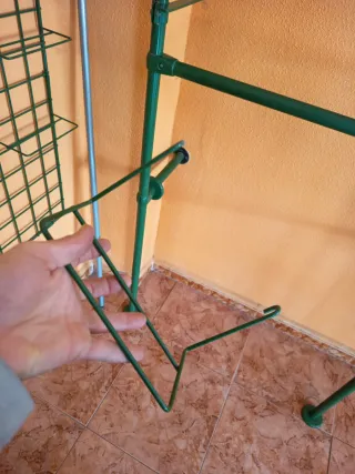 4 Espositori da parete metallici