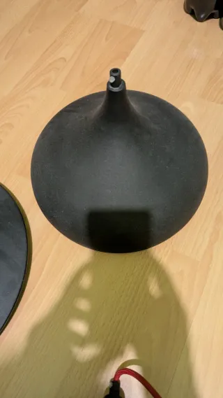 Pantalla lámpara negra/dorada metal/plástico