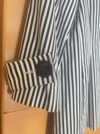 Gabardina/guardapolvo corta Divina Promesa T38