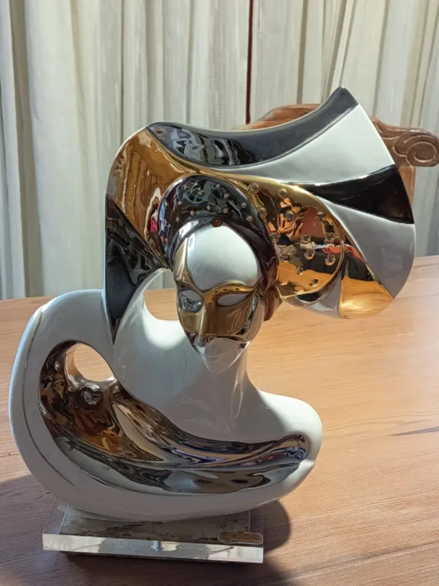 Porcelana Galos Figura Mujer