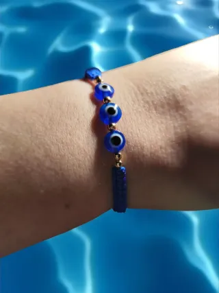 Pulseras hechas a mano