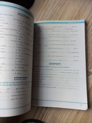 ENGLISH GRAMMAR BACHILLERATO ALUM CATALA