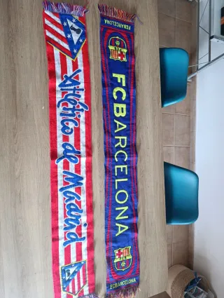 Bufandas FC Barcelona y Atlético de Madrid