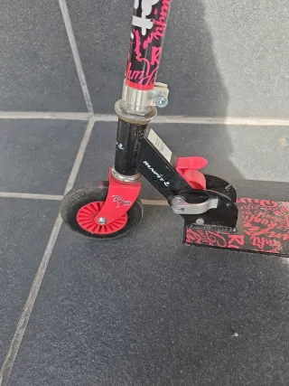 Patinete infantil Runfit ajustable rosa