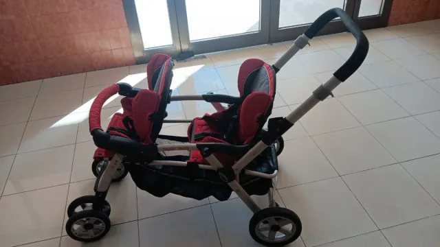 Cochecito gemelar Jane con accesorios
