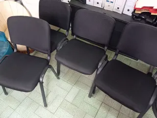 Lote 4 Sillas de Oficina Negras