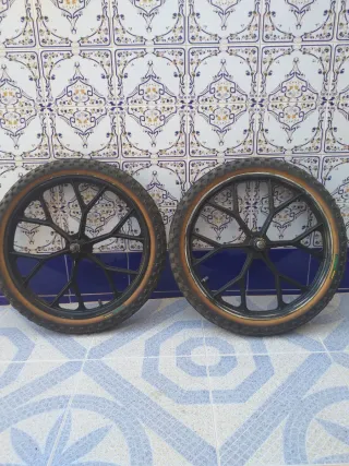 Llantas Autoplast Modelo 1 Michelin Cobra