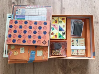 Juego de mesa Zoogitives