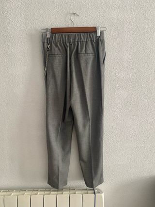 Traje chaqueta y pantalón Stradivarius gris