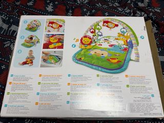 Gimnasio Bebé Fisher Price COMO NUEVO