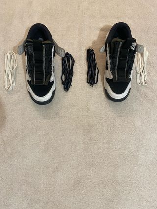 Scarpe Nike Uomo Nero Bianco con impeimperfezioni