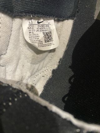 Scarpe Nike Uomo Nero Bianco con impeimperfezioni