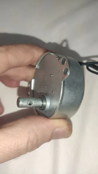 Motor Síncrono 49TYJ 220-240V 4W CW/CCW