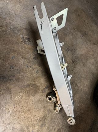 Basculante Yamaha DT125 2006