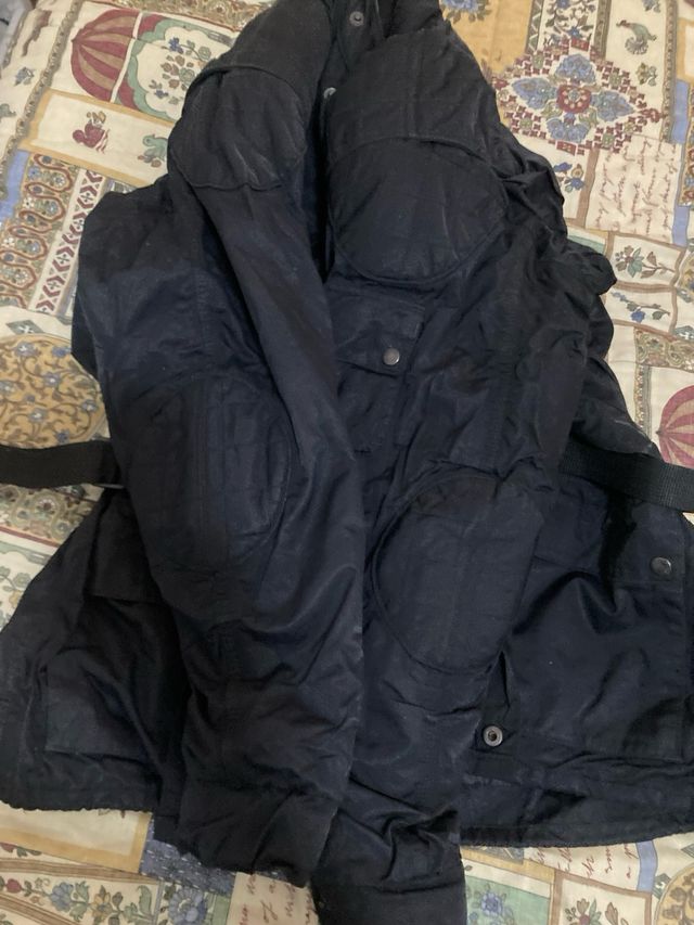 Chaqueta de moto negra