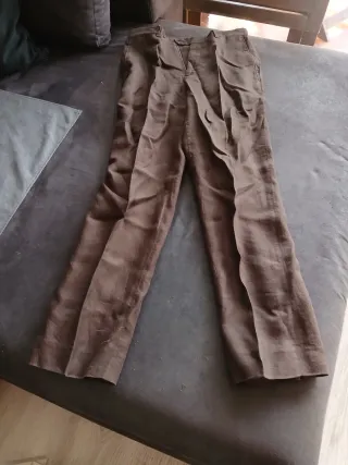 Traje de hombre marrón