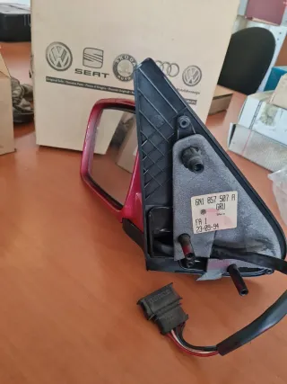 Retrovisor Izquierdo VW Polo 3 Rojo