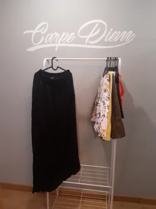 Lote 7 faldas + 2 shorts = 10 euros